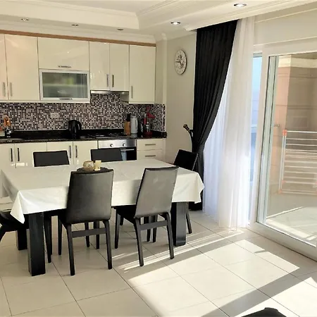 Outstanding 3 Bed Duplex In Popular Gated Community * 시데